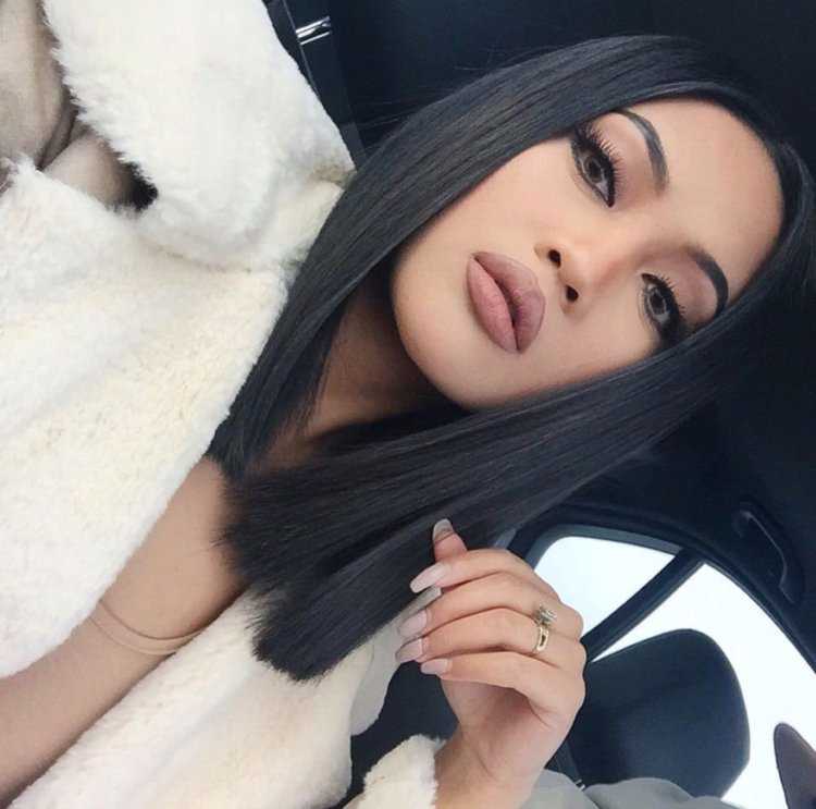 Брюнетки из Инстаграмм