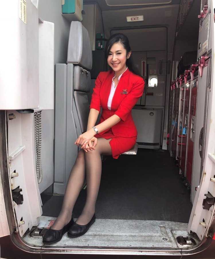 Стюардесса слив