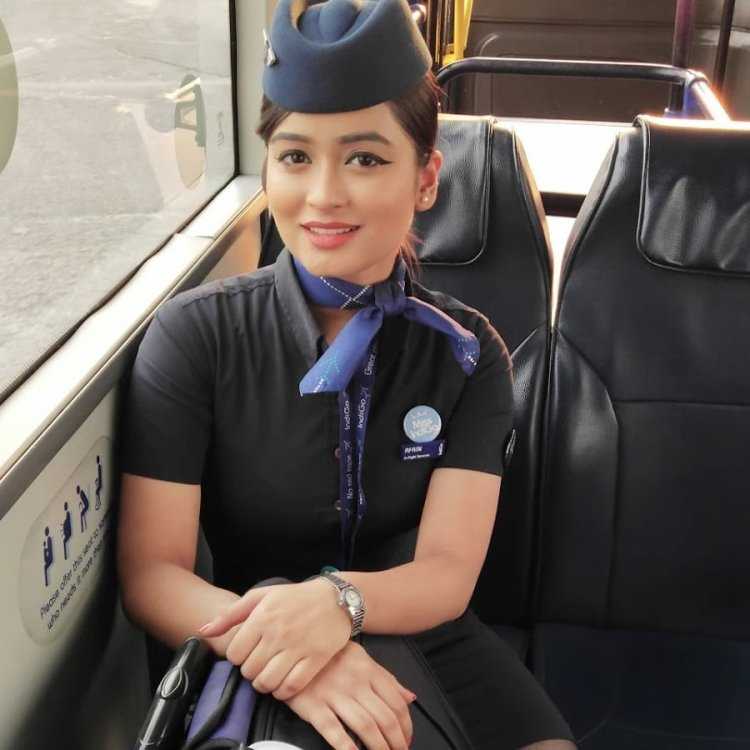 Стюардесса любовь