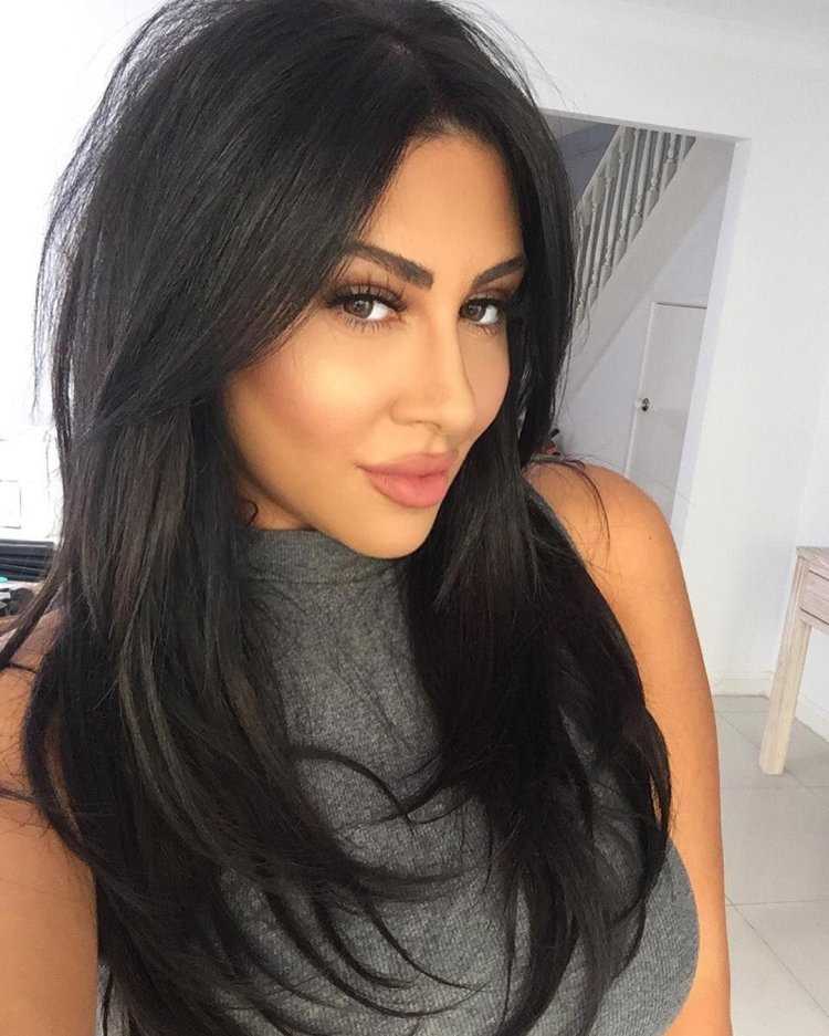 Стрижка на удлинение брюнетки50