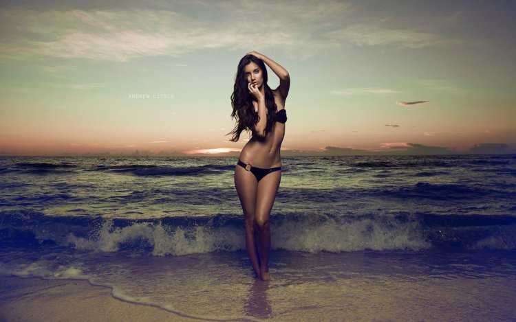 Красивые позы для фотосессии на море