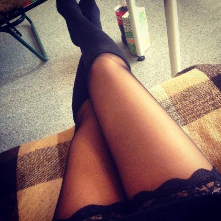 Селфи ног девушек