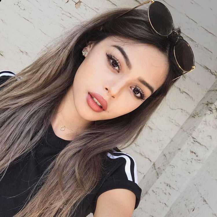 Lily Maymac