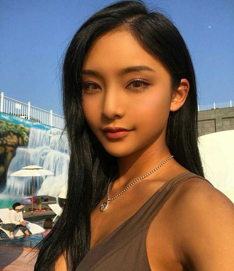 Даниэль Николь мулатка