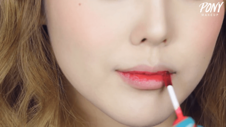 Корейский макияж губ поэтапно