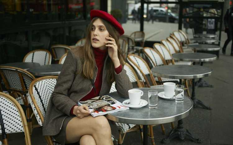 Парижанки и парижане в обычной жизни