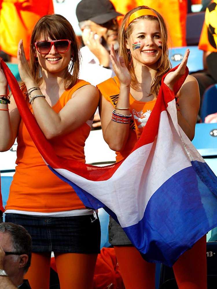 Голландские болельщицы