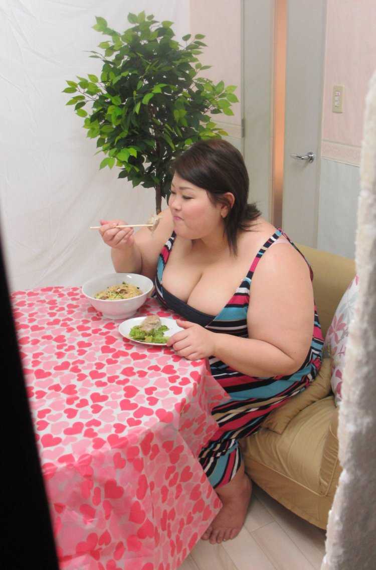 Красивые толстые азиатки