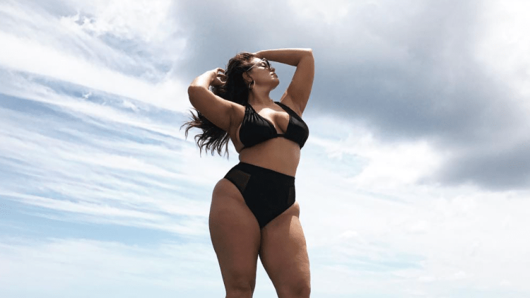 Толстая модель Эшли Грэм