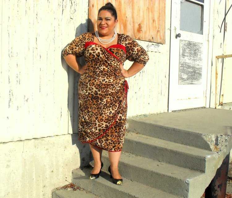 Деревенские женщины с пышными формами