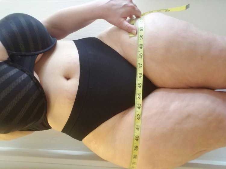 Девушки с жирным животиком