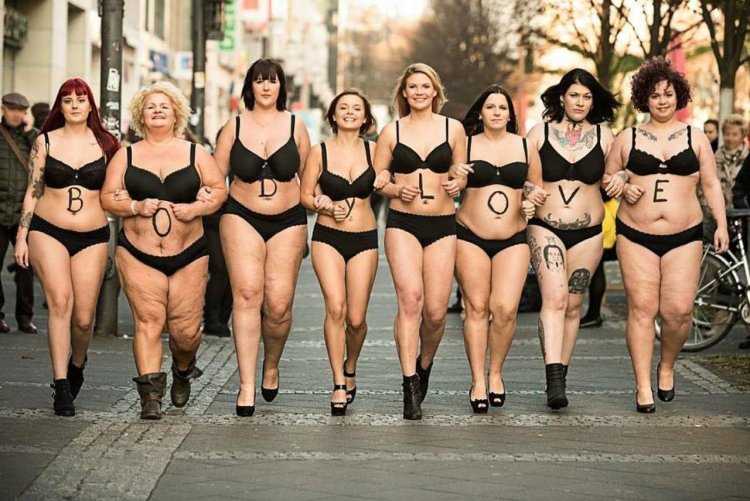 Женщины с толстыми ногами