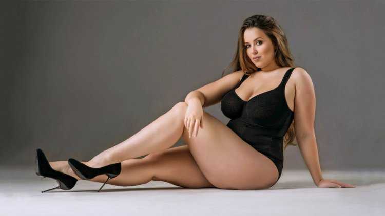 Стефания Маллик плюс сайз