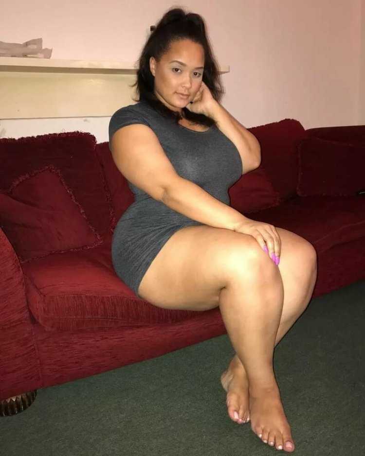 Толстые ноги в колготках