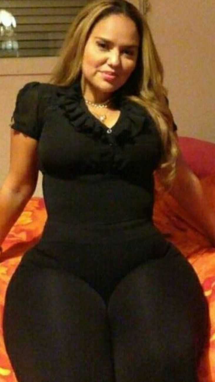 Виктория Абрахам Биг асс