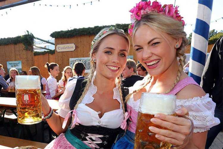 Соблазнительные толстушки