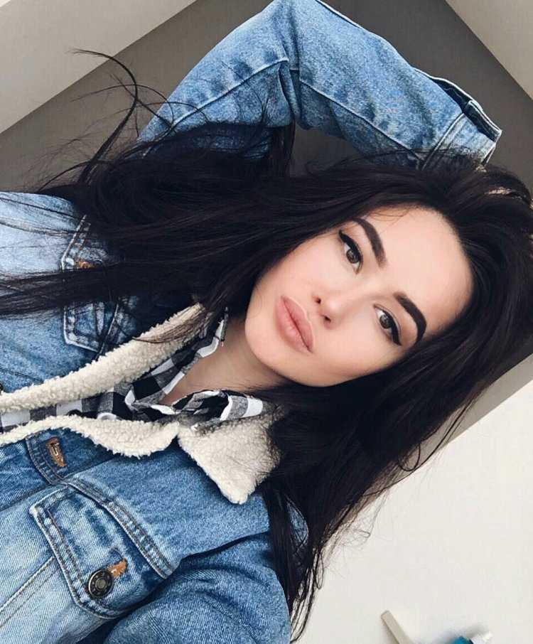 Девушка Таня Парфильева