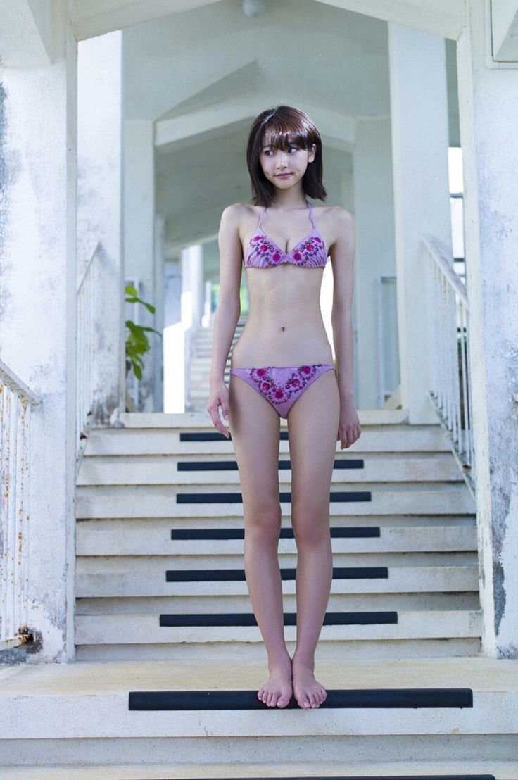 Японка Aki Hoshino