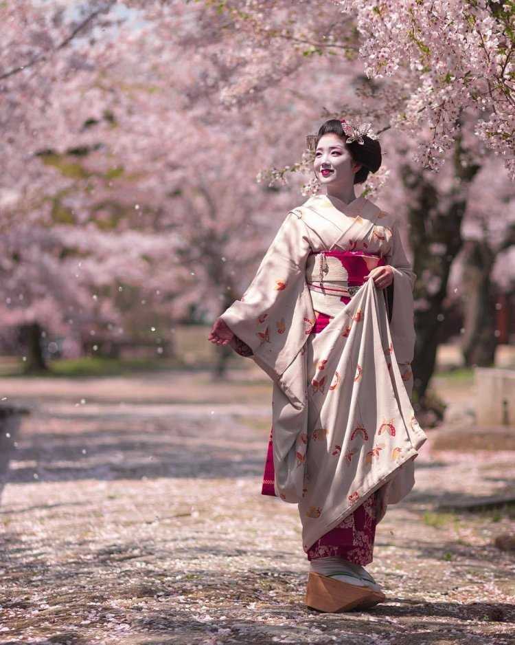 Кимоно гейши