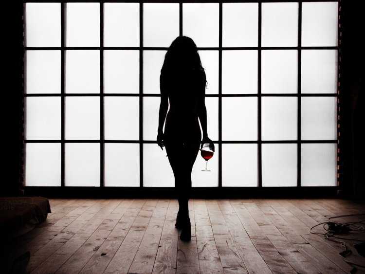 Силуэт девушки