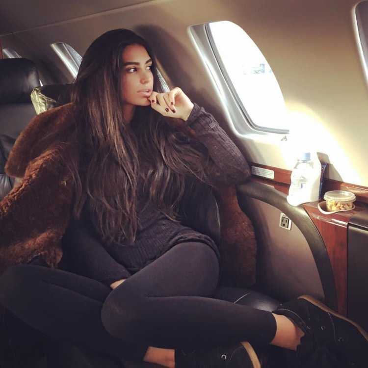 Красивые богатые девушки