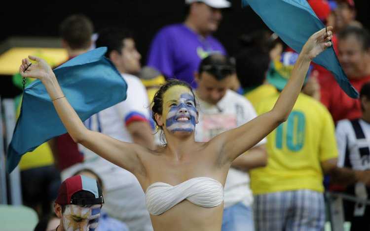 Уругвайские болельщицы