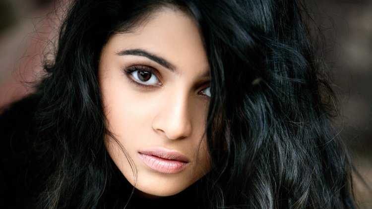 Актрисы с Восточной внешностью