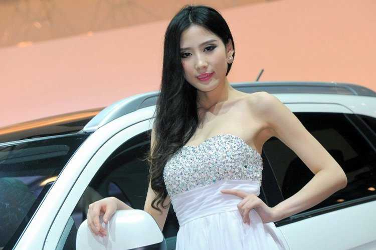 Красивые казахские девушки