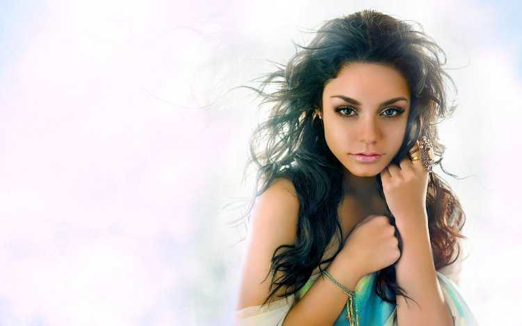 Актриса Ванесса Хадженс