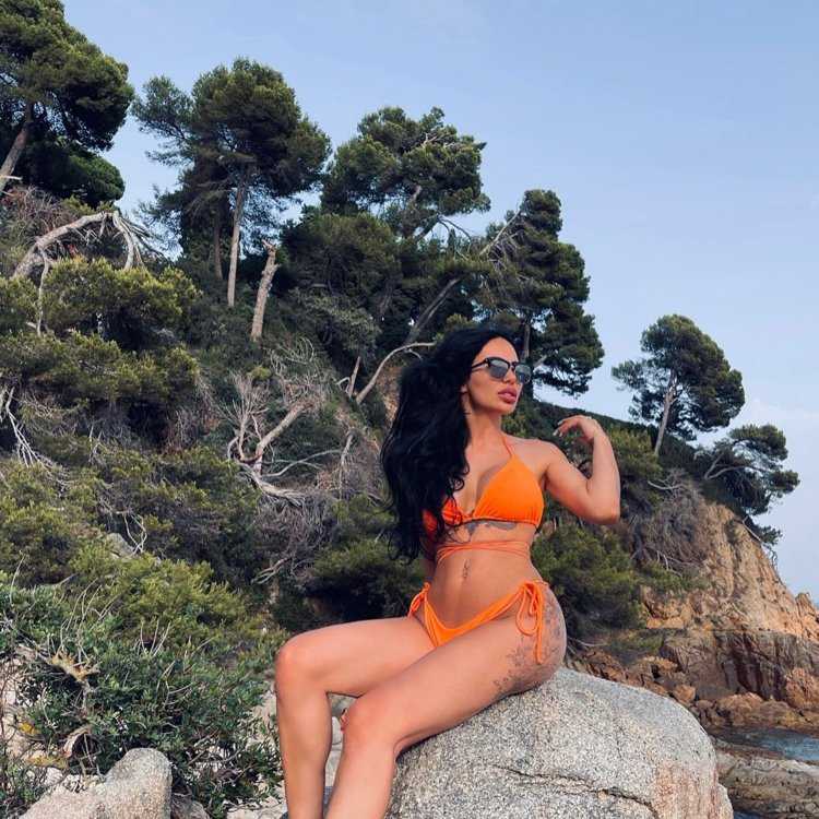 Грузия еда девушка