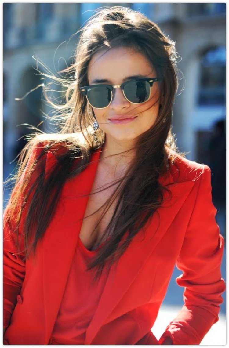 Девушка в очках