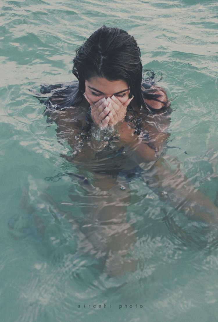 Женщины брюнетки летом32