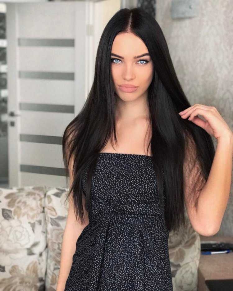 Дразнящая Даша Деревянкина