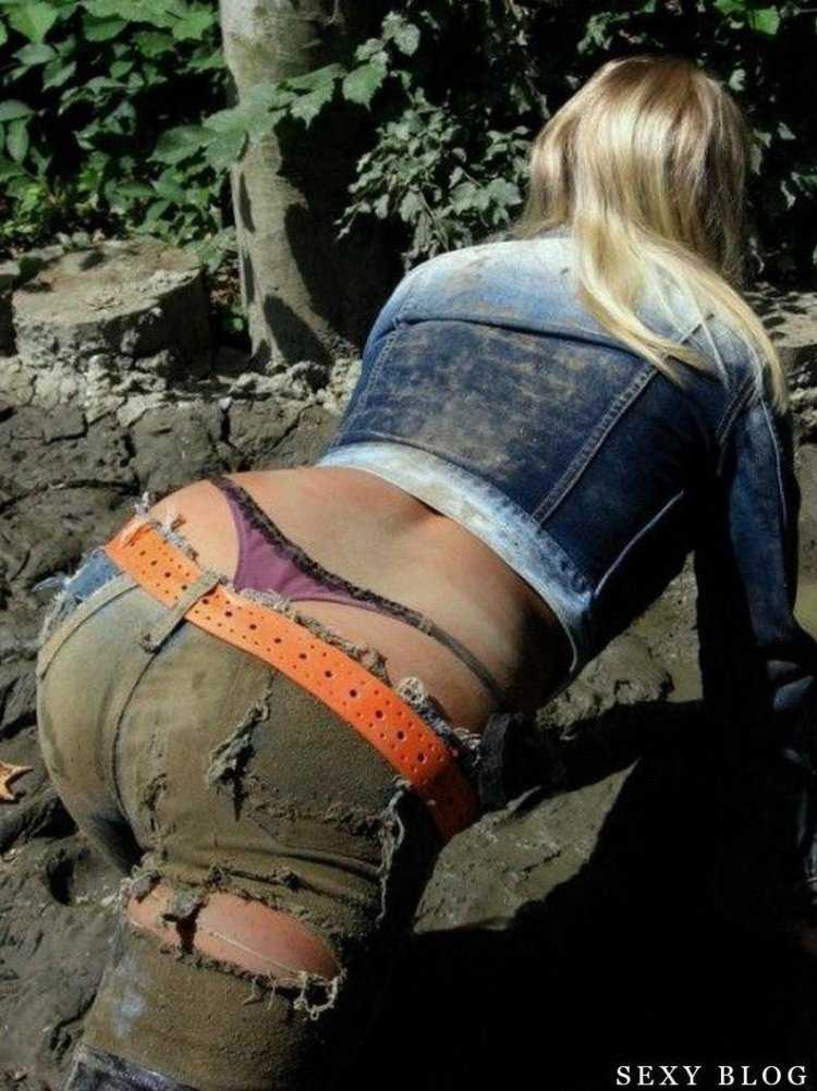 Девушки в грязных джинсах