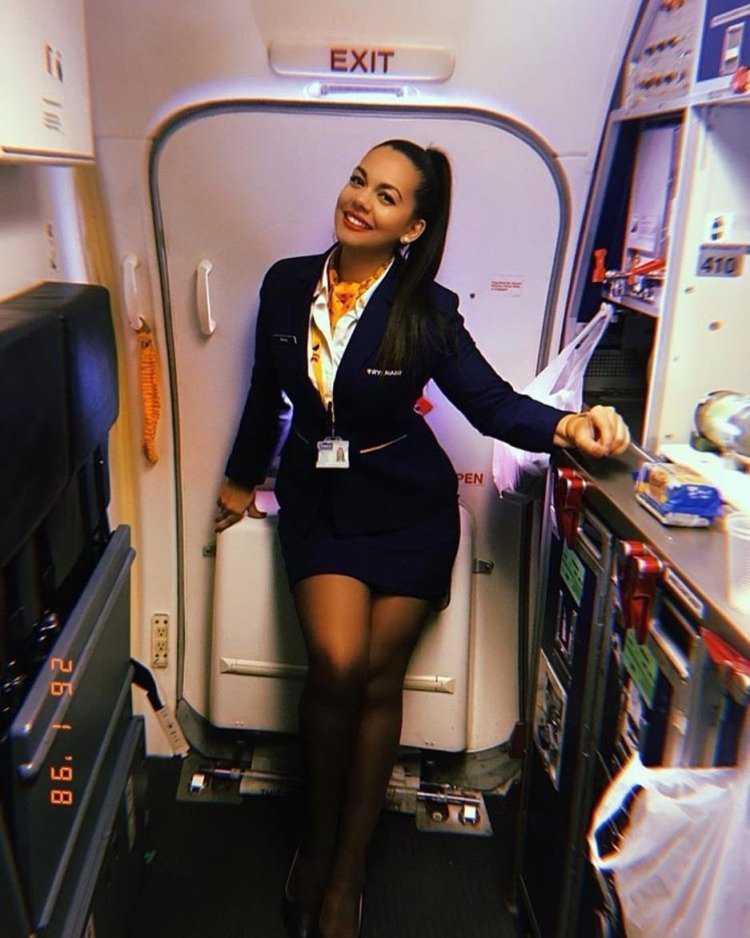 Ксения Павлик Flight attendant
