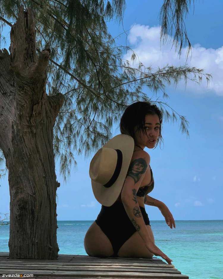 Helga Lovekaty • Николас Верано