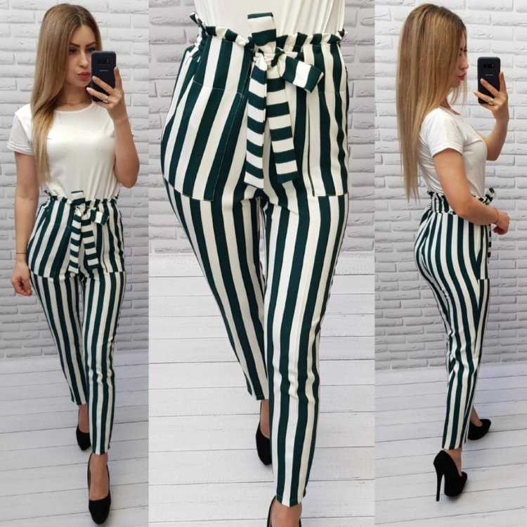 Полосатые брюки в живописи