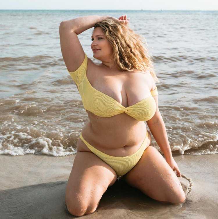 Ioana Chira в бикини