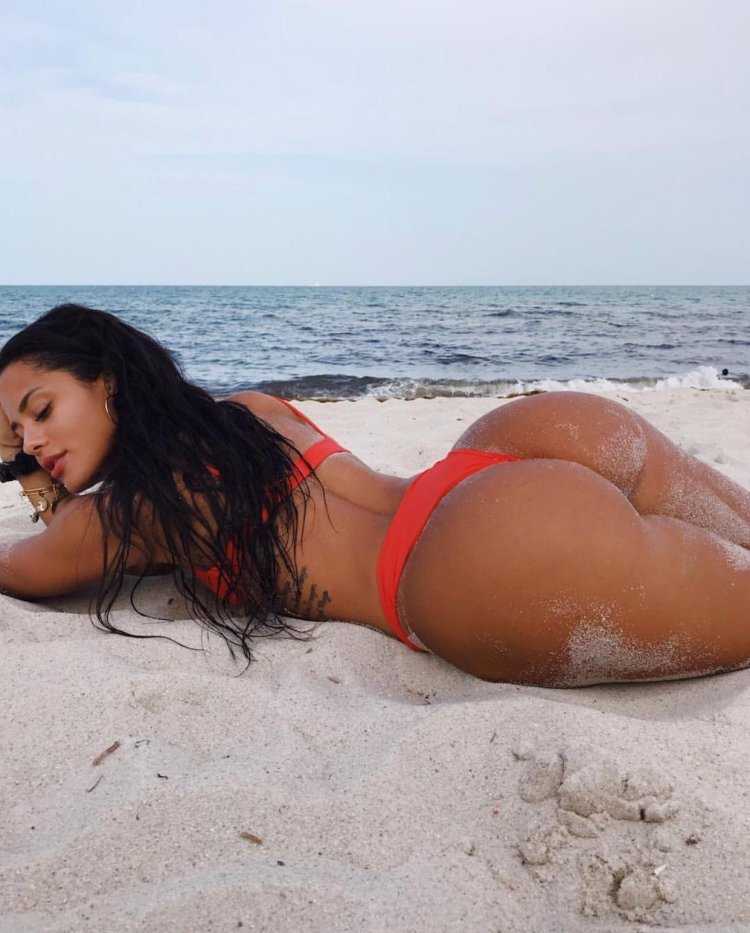 Katya Elise