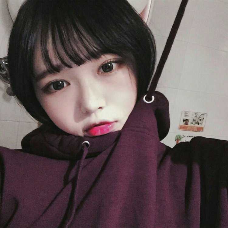 Селфи кореянок с челкой