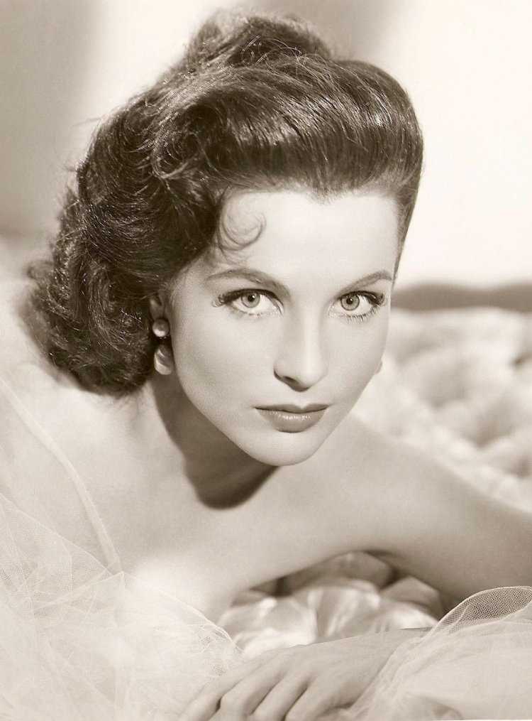 Элеонора Росси Драго