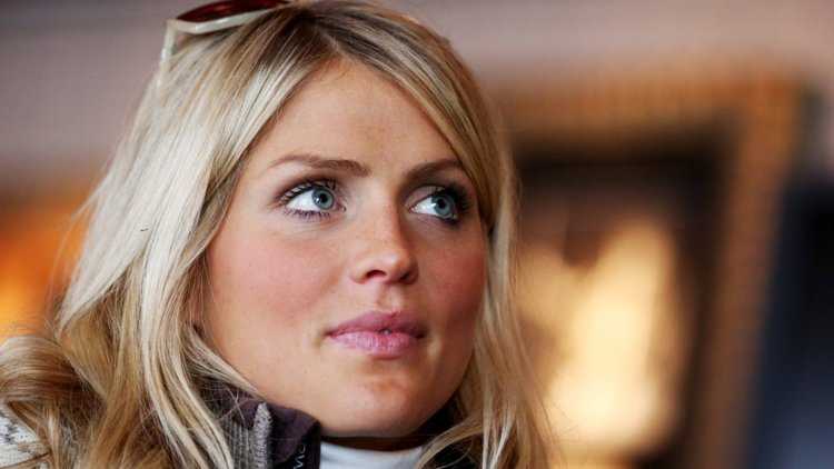 Модель Эльза Хоск