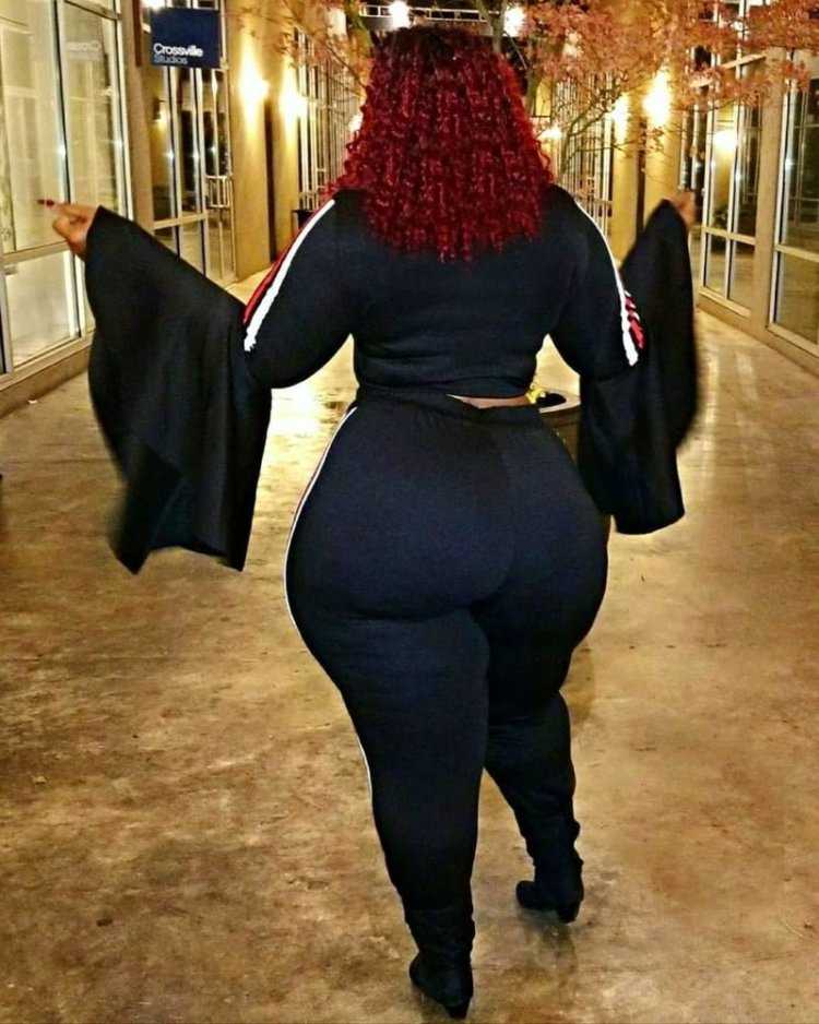 Сандра Арабиан в хиджабе