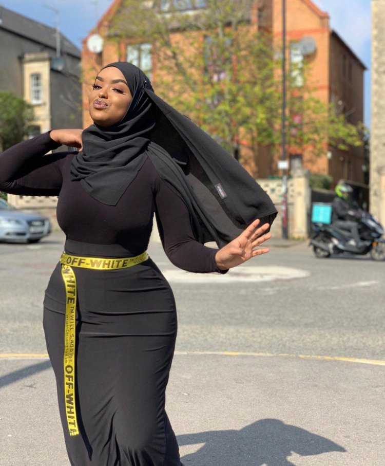 Толстая девушка в парандже