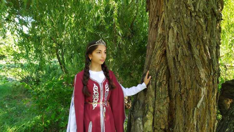 Платье в армянском стиле