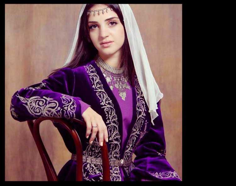 Armenian National Clothing Taraz