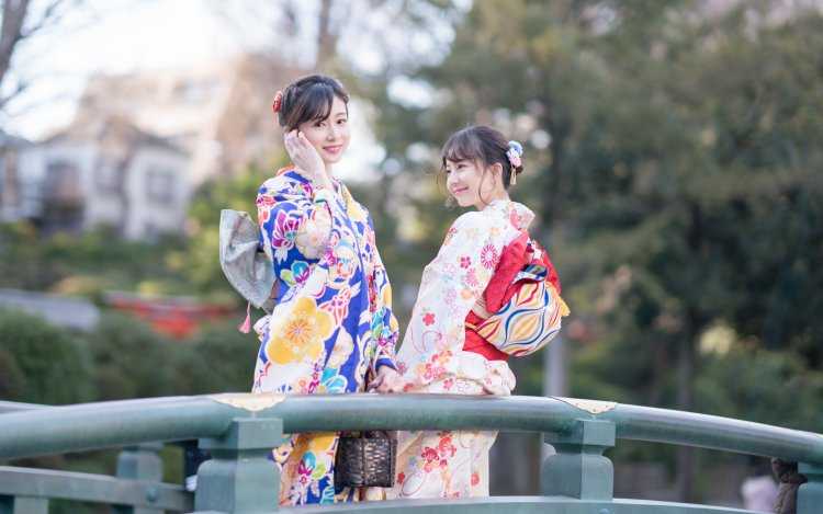 Русская девушка в кимоно