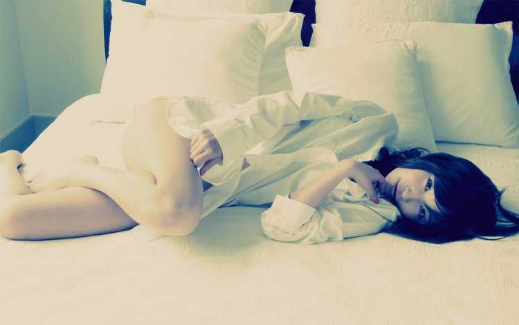 Японские девочки в постели