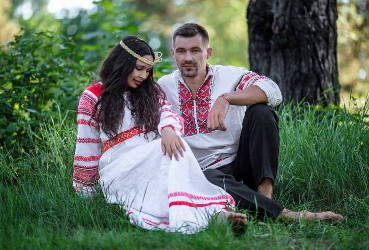 Белорусская и русская девушка30