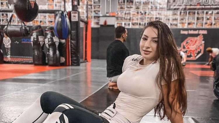 Лиана Джоджуа боец